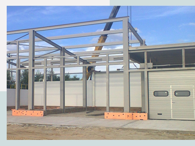 Строительство автосервисов от СтальСтрой-Гль по цене 622 руб.